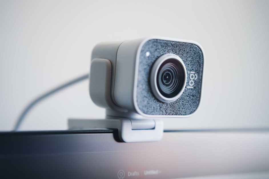 8 Tools to Convert Your Webcam Into a Security Camera Smart Things 