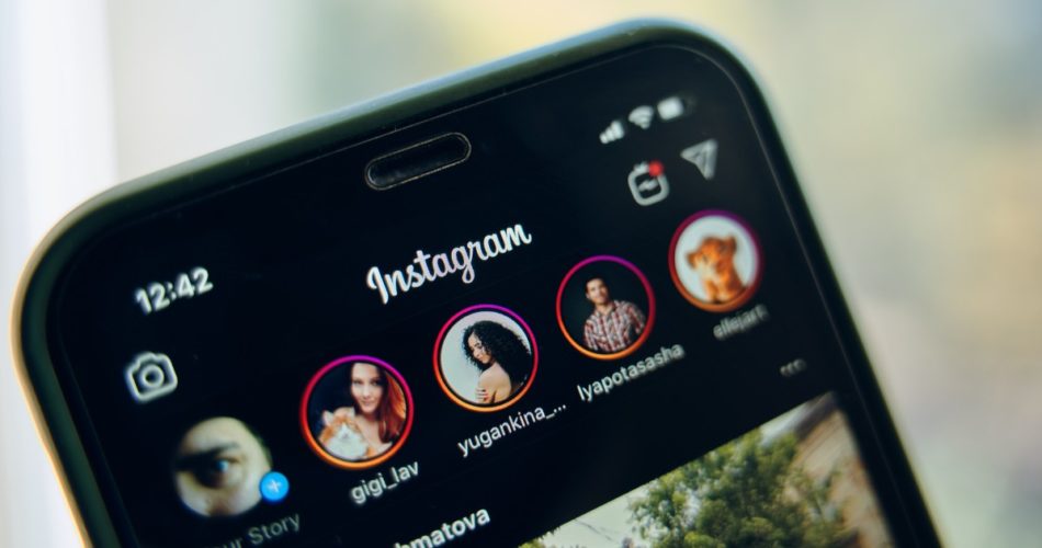 Vanish Mode in Instagram: Crafted for Effortless and Secured Conversations Digital Marketing Privacy 