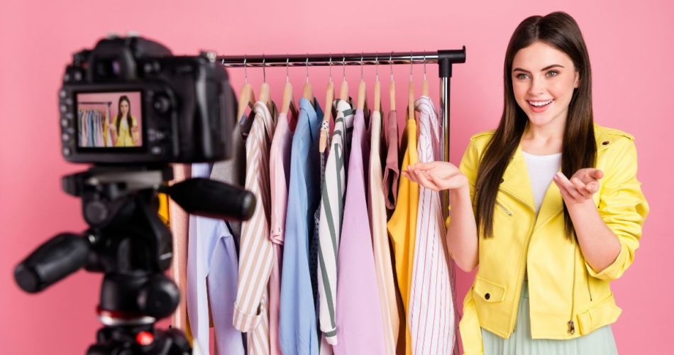 Livestream Shopping: Your Way to Shop the Unmissable Deals Sales & Marketing 