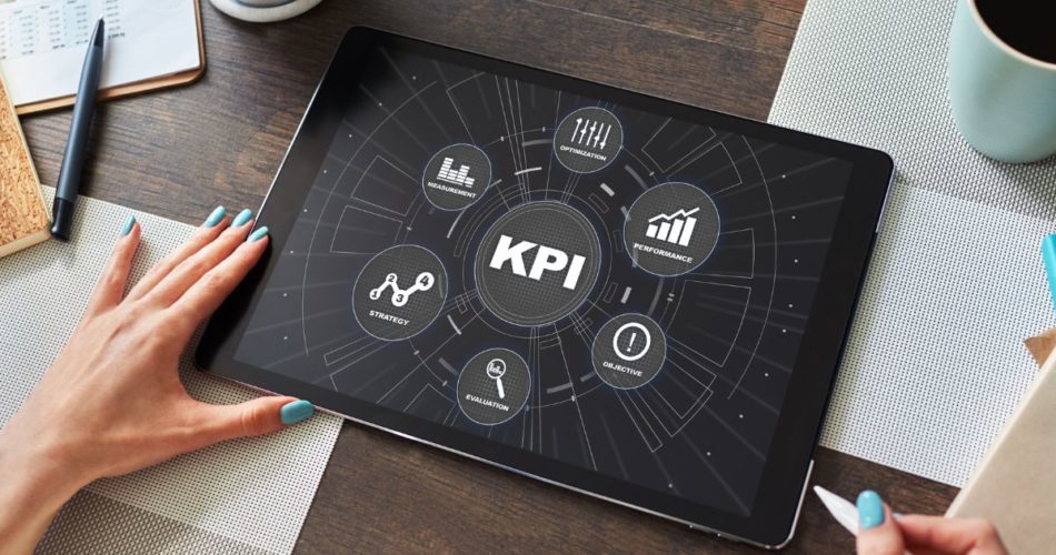 Optimizing KPI Tracking: 8 Tools for Small Businesses to Track KPIs Business Operations 